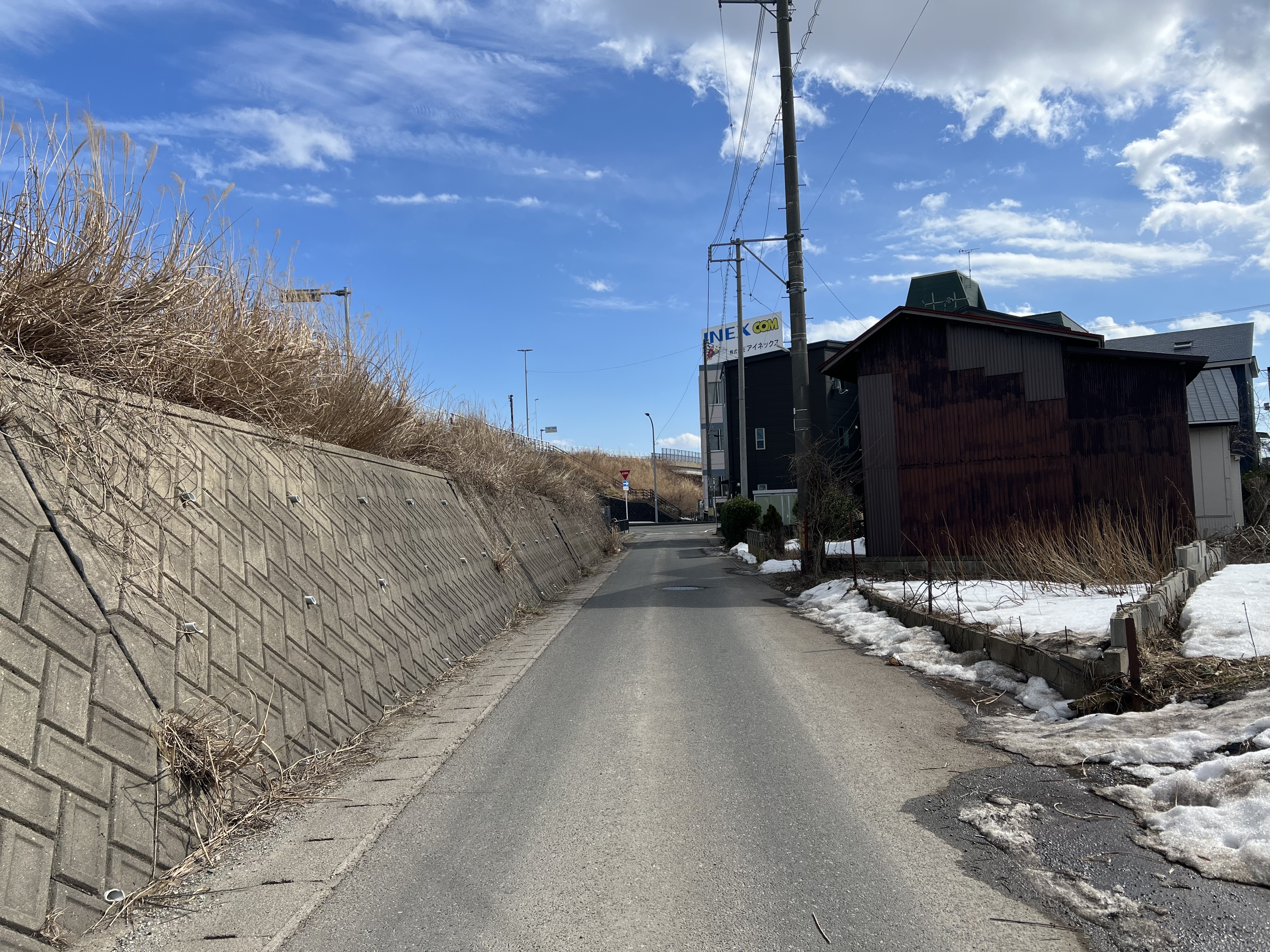 【建築条件無し】秋田市牛島西１丁目[4]